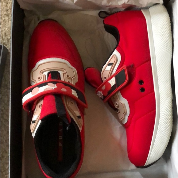 Authentic Prada sneakers - Picture 4 of 6